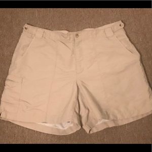 Columbia shorts size large